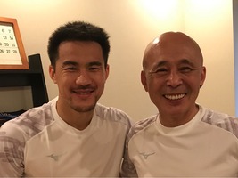 プロサッカー　岡崎慎司選手